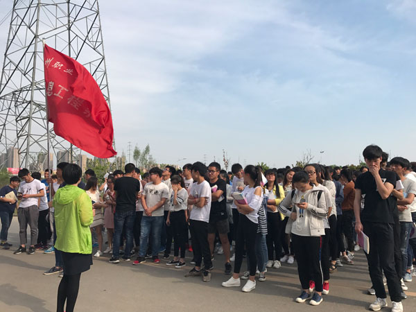 信息工程系参加学院地震应急疏散演练