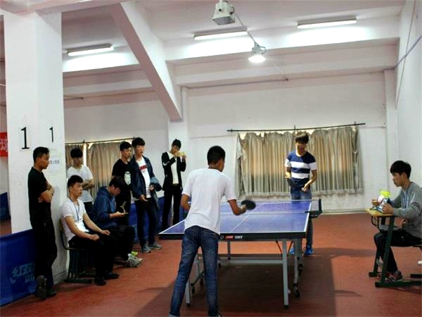 信息工程系在大学生乒乓球联赛中取得优异成绩