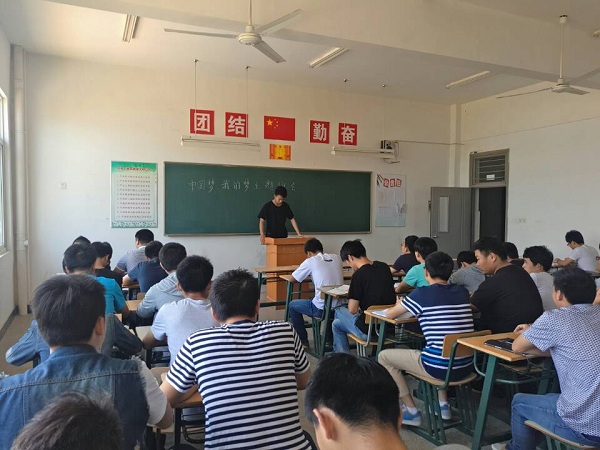 QQ图片20160516092637.jpg