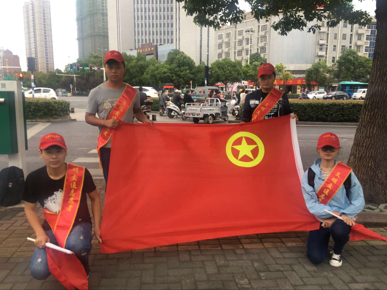 QQ图片20161009012349.jpg