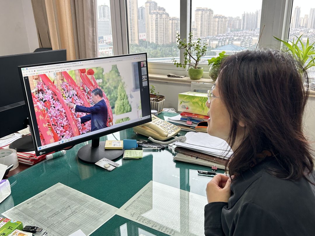 秦蔚芬.jpg 秦蔚芬.jpg