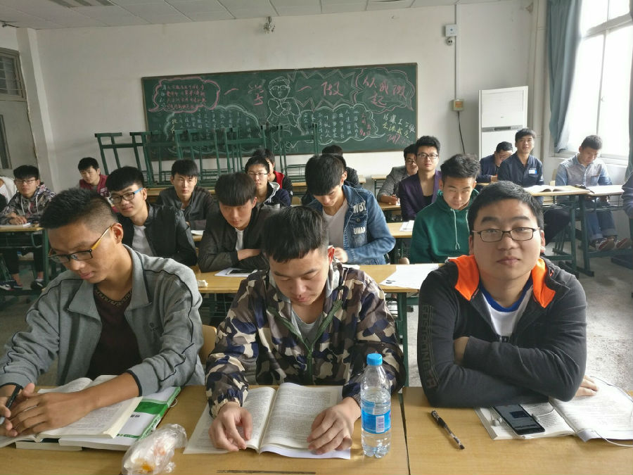 董阅读..jpg
