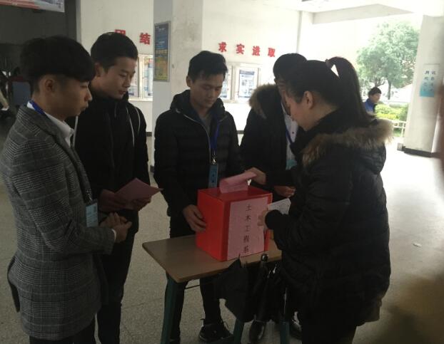 QQ截图20161226092057.jpg